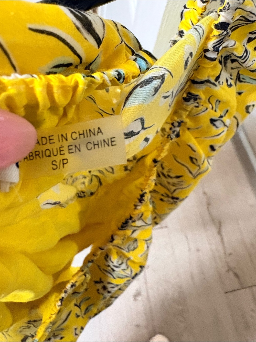 Bright Yellow Floral  Top - Picture 5 of 6